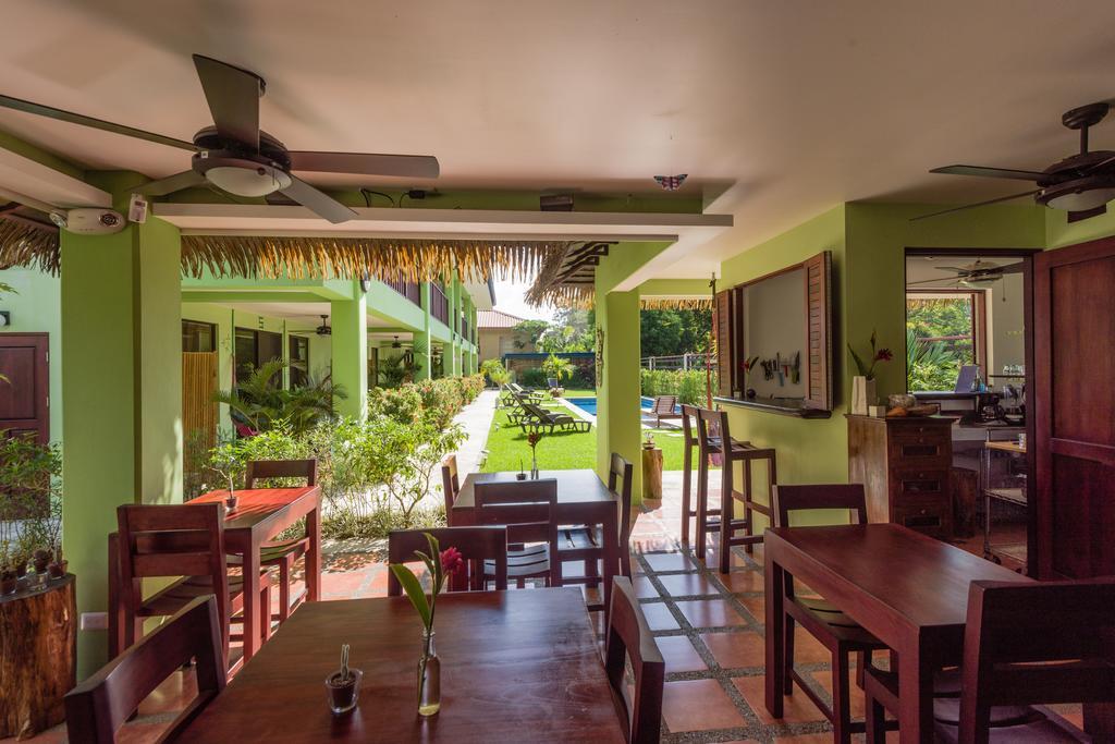 Mavi Surf Hotel Dominical Exterior photo